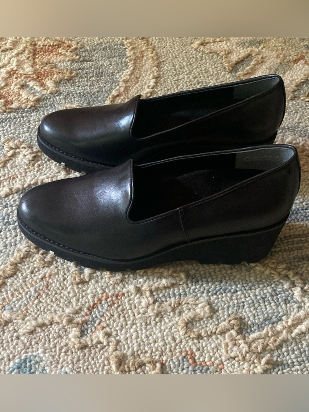 Vionic Black Leather Willa Wedge black Slip-On loafer shoes women’s 9.5 M